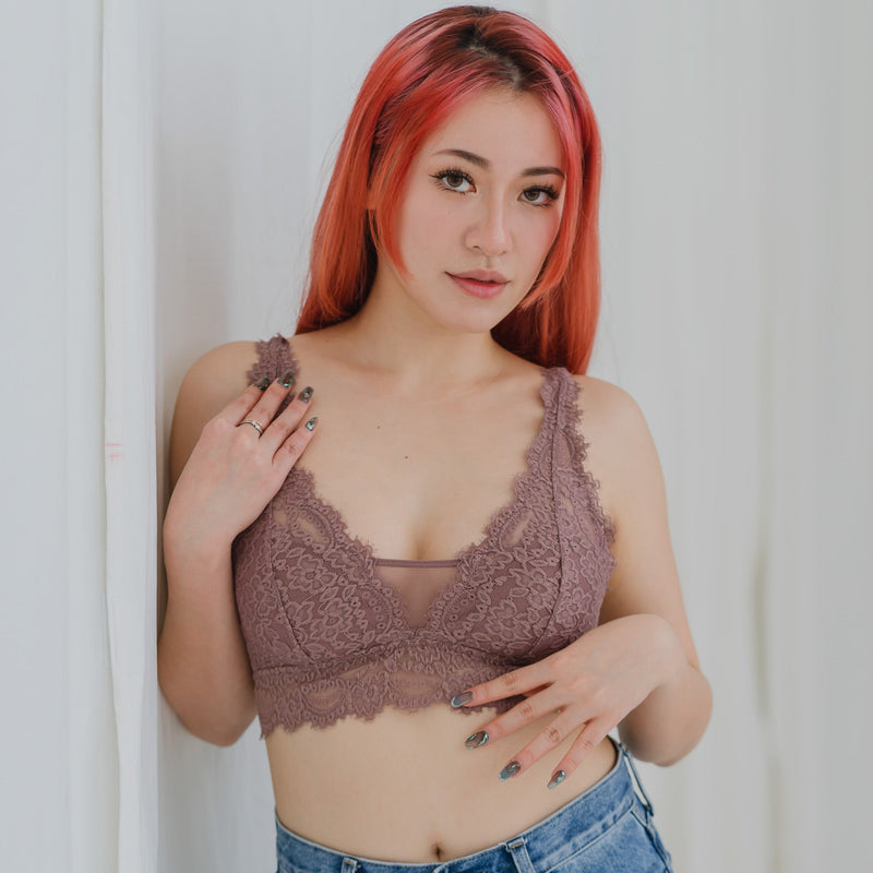 Petal Soft! Lace Lightly-Lined Bralette