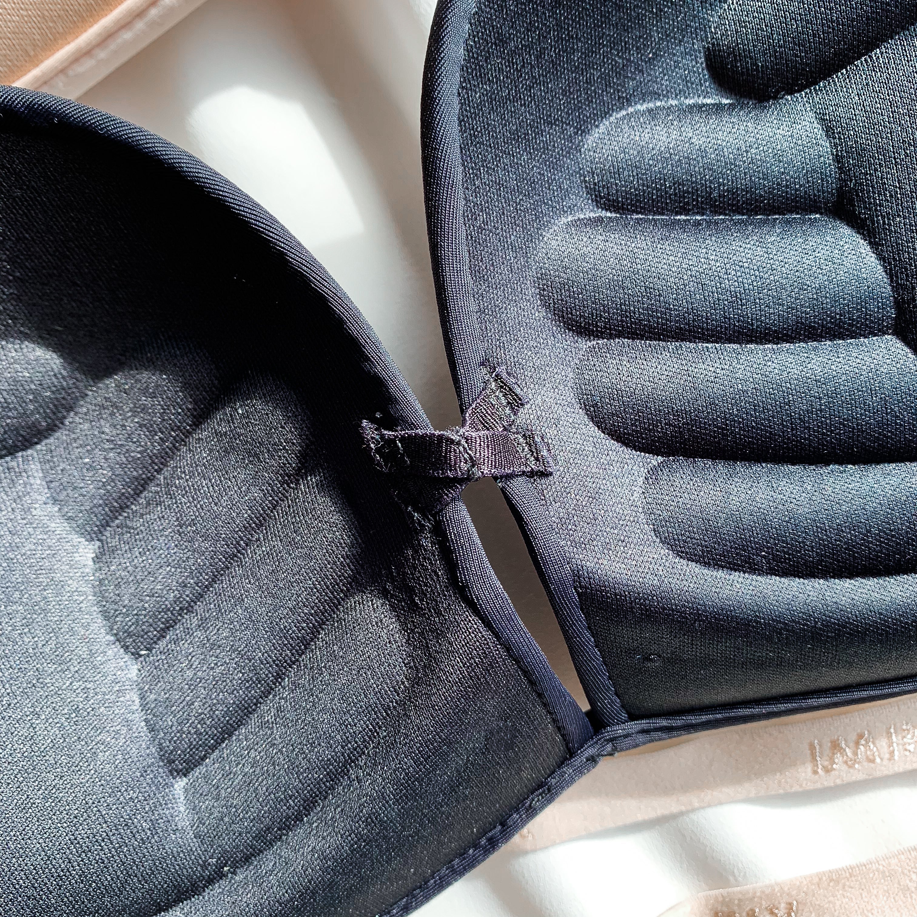 LIFT IT UP! 100% Non-Slip Super Push Up Strapless Wireless Bra in Nude (Size XXL only)