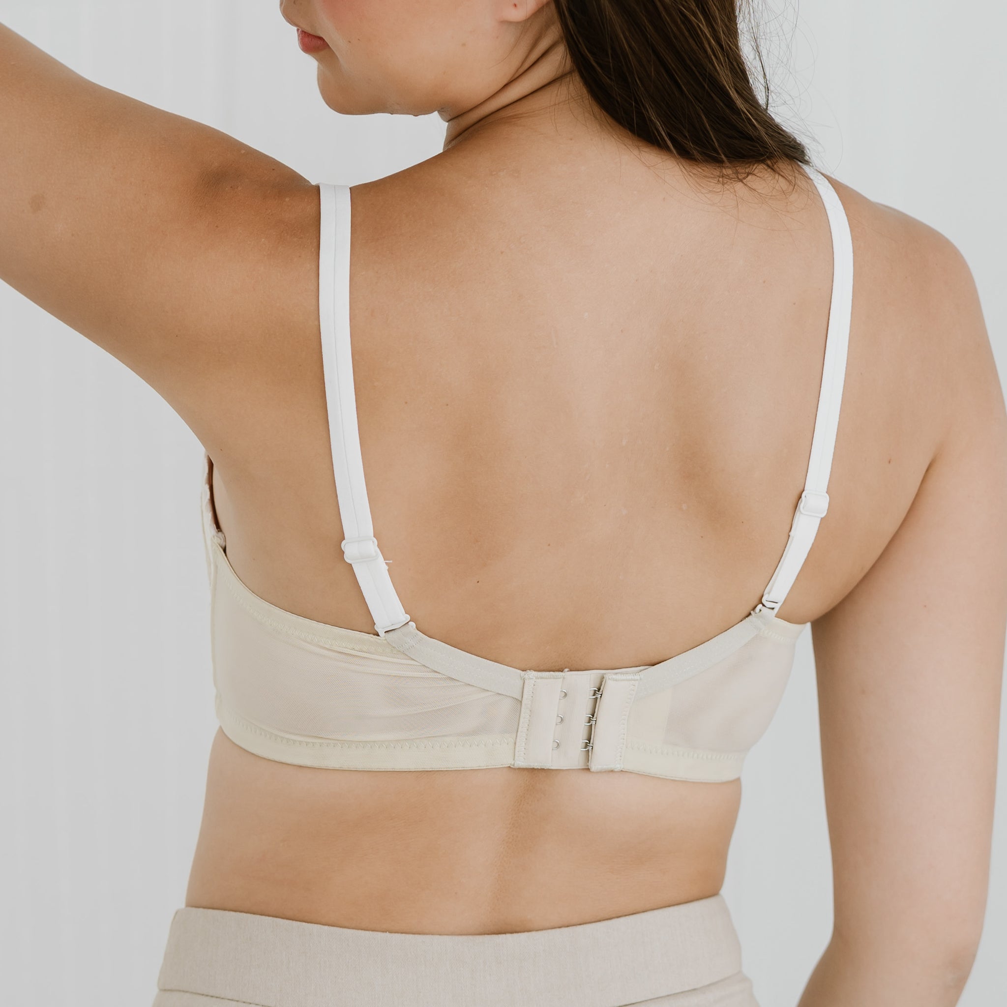 Lace Glam Lightly-Lined Wireless Bra in Neutral (Size S & M Only)