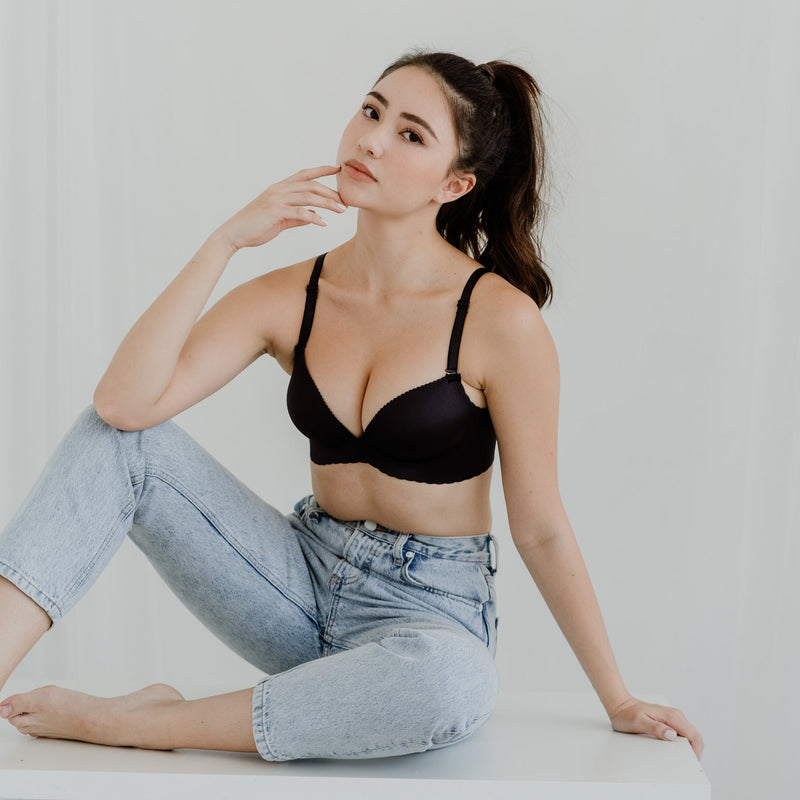 Entice Me! V2.0 Seamless Push Up Wireless Bra in Glossy Black (Size XL Only)